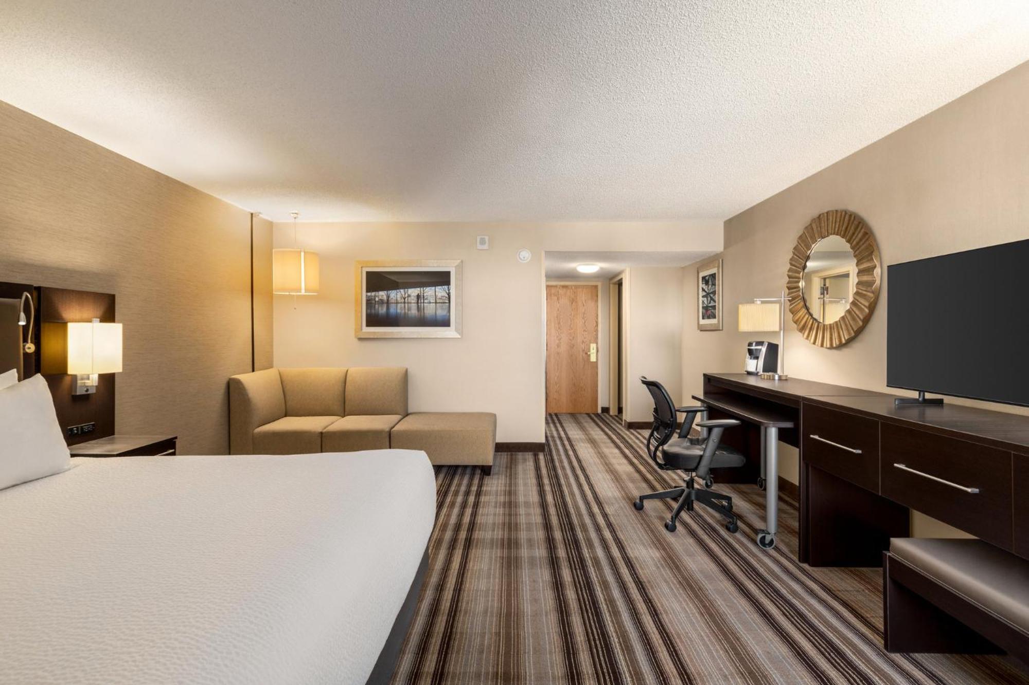 Holiday Inn Gaithersburg By Ihg Extérieur photo