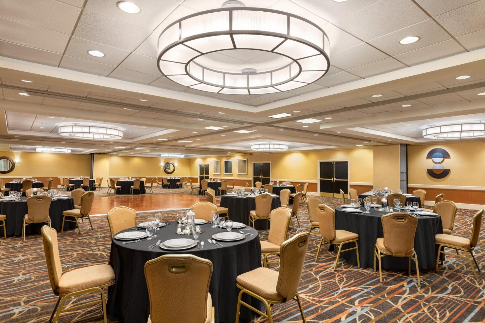 Holiday Inn Gaithersburg By Ihg Extérieur photo