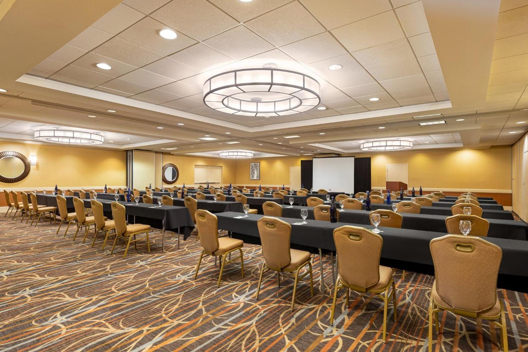 Holiday Inn Gaithersburg By Ihg Extérieur photo