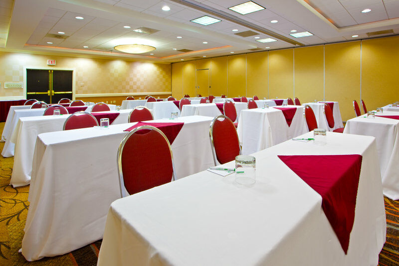 Holiday Inn Gaithersburg By Ihg Extérieur photo